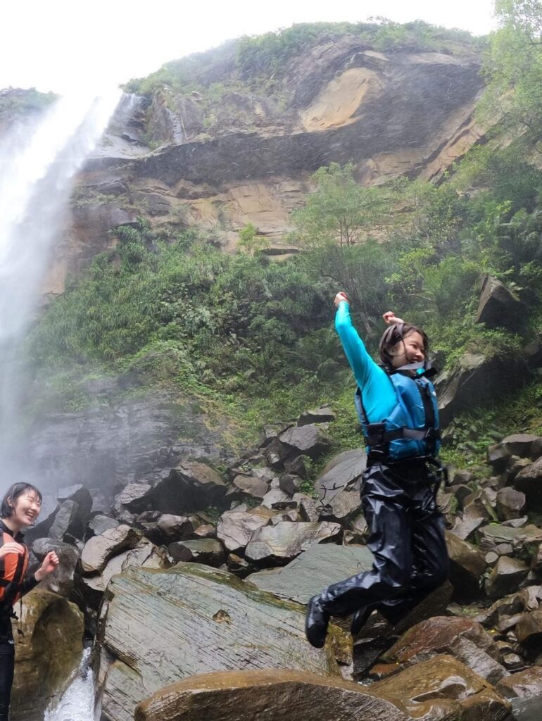 ピナイサーラの滝。トレッキングツアー